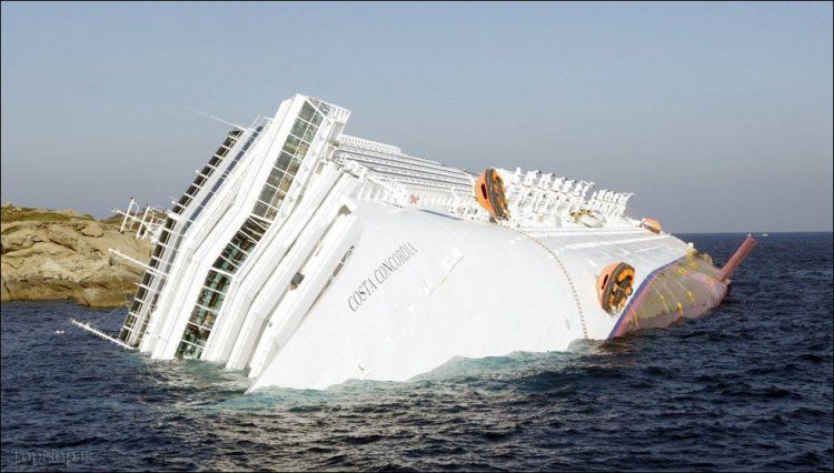 غرق شدن کشتی مسافربری در پارس جنوبی تکذیب شد