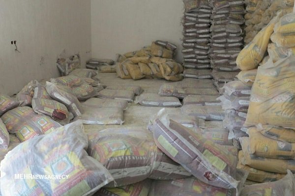 انبار دپوی برنج قاچاق در شهرستان کنگان کشف شد