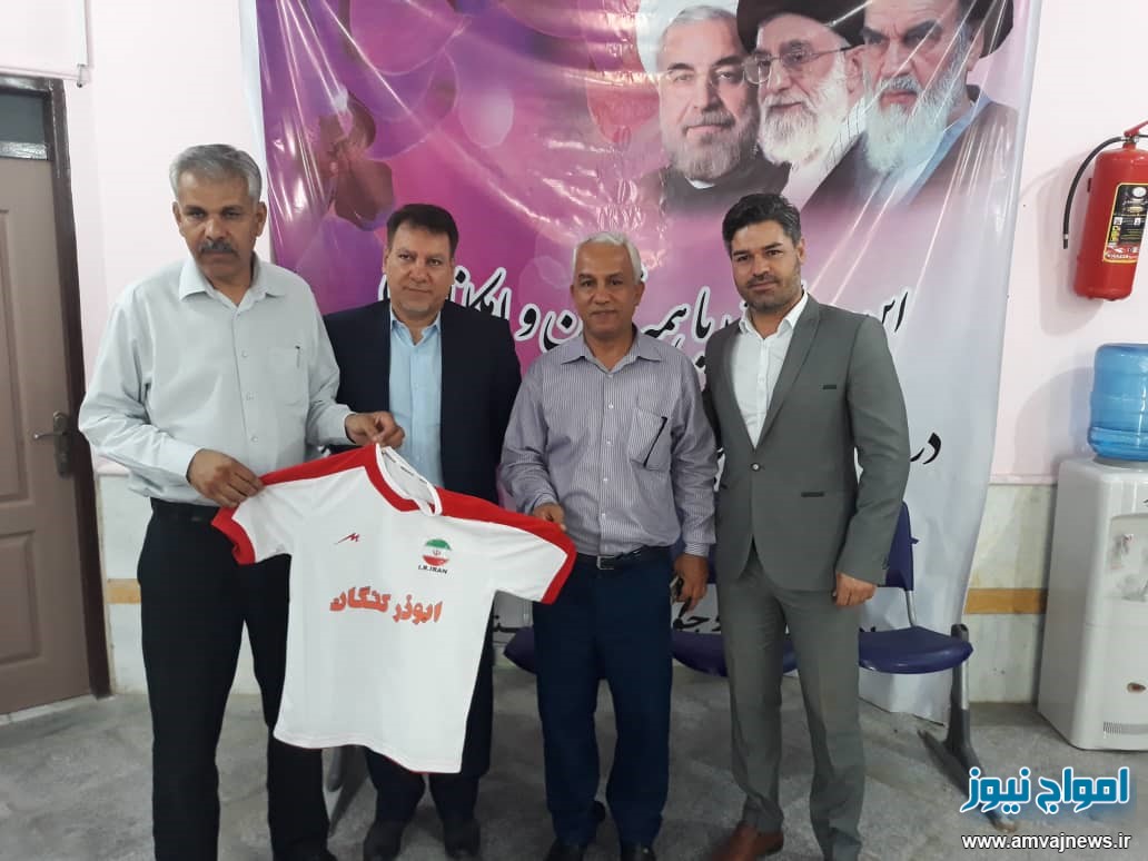 تیم فوتبال ابوذر کنگان بعد از سالیان دراز به عرصه ورزشی بازگشت + تصاویر