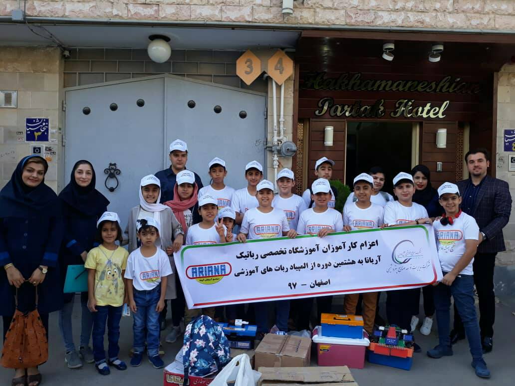 اعزام نوجوانان خلاق و با استعداد بوشهری به هشتمین المپیاد کشوری ربات های آموزشی و اولین دوره مسابقات ربوتکس ایران