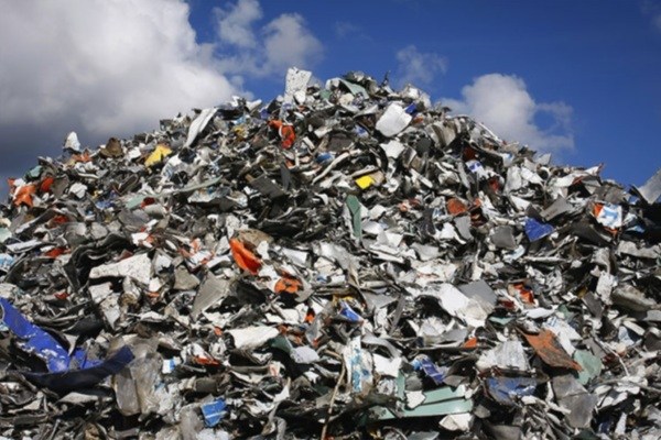 مشکل بزرگ پسماند در شهرستان های جنوبی استان/ از اجرای طرح پایلوت بازیافت زباله در دیر تا سایت دفع زباله کنگان که در بحران است