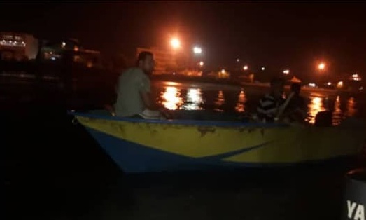 سرنشینان قایق ماهیگیری در کنگان نجات یافتند