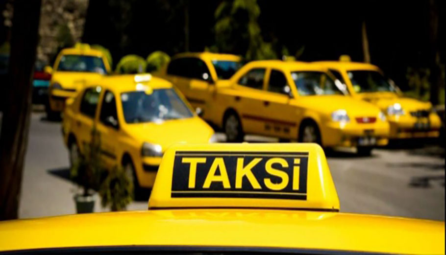 تخلفات تاکسی تلفنی و مشکلات مردم در کنگان / متولیان نظارت دقیق بر عملکرد این تاکسی تلفنی ندارند